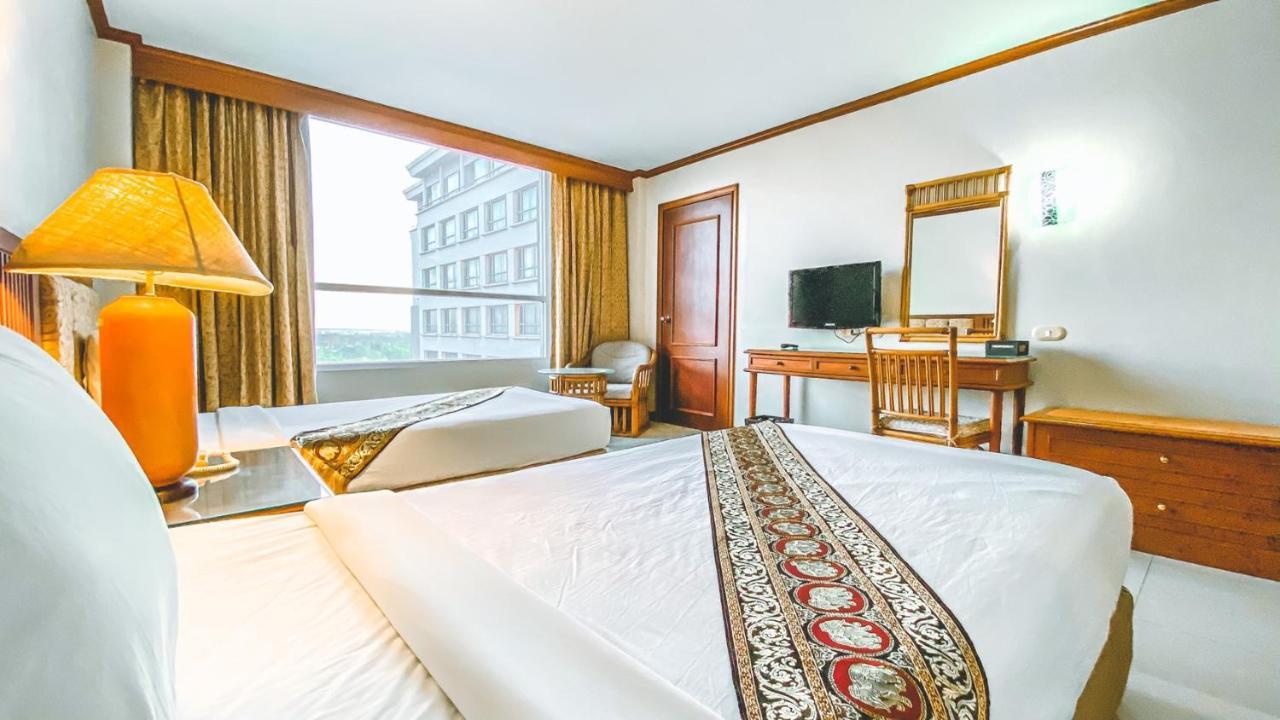K Park Grand Hotel Sha Plus Certified Surat Thani Exterior foto