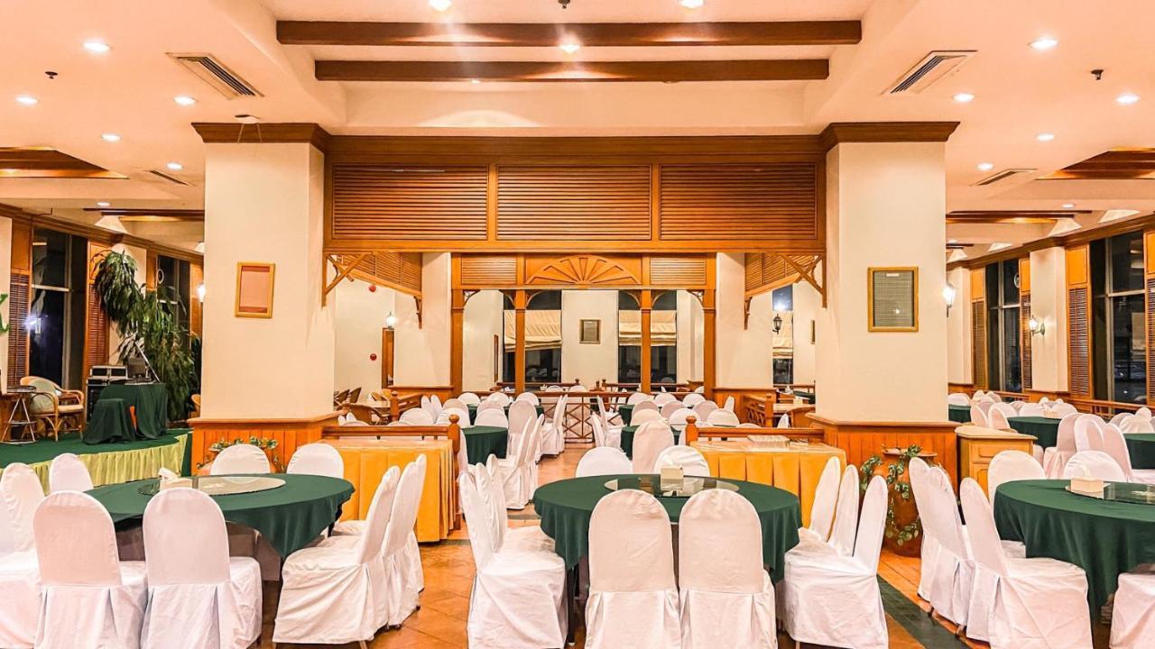 K Park Grand Hotel Sha Plus Certified Surat Thani Exterior foto