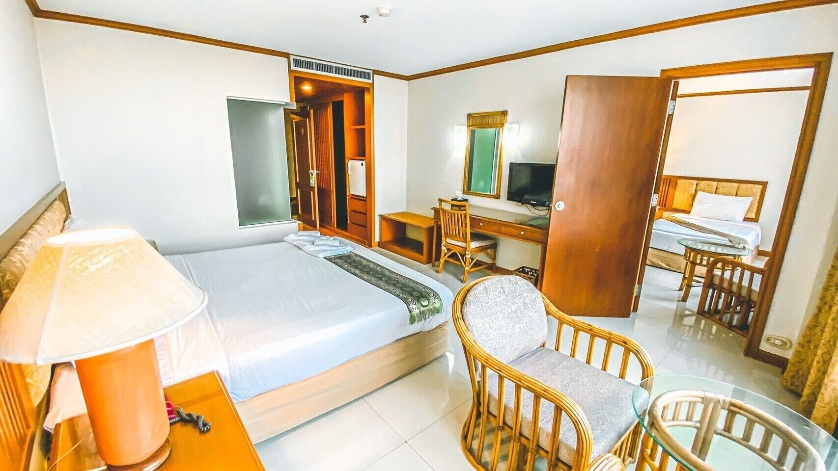 K Park Grand Hotel Sha Plus Certified Surat Thani Exterior foto